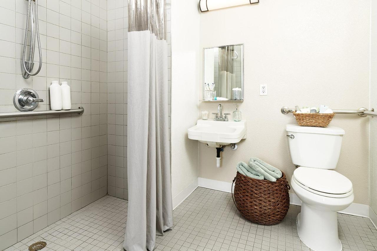 Intown Suites Extended Stay Newport News Va - I-64 Zewnętrze zdjęcie